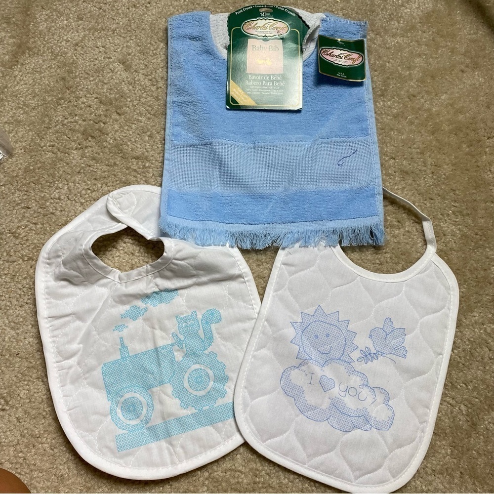 3 Deluxe Baby Bib 100% cotton crisscross pattern
